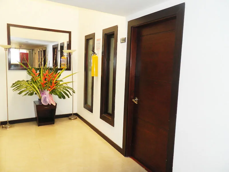 Hotel Bogota Real 3*,